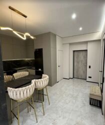 ������ 1� �������� 58 ��. � �� �����. ���������� �� Premier Tower ���� 18