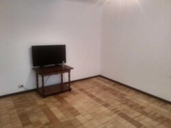 Продається 1-но кімнатна квартира в Замостянському районі (Петроцентр) фото 1 Продається 1-но кімнатна квартира в Замостянському районі (Петроцентр) фото 1