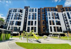  1  46.7 .   .  ,  Forest Home  1