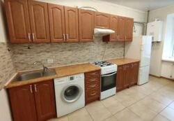  1  43.7 .   .     . .  .  22