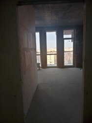  1-  .  Premier Tower. - .    8