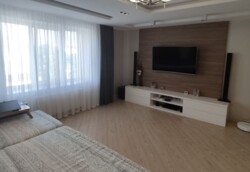 Продається шикарна 3-х кімнатна квартира в р-ні Поділля. Дуже гарний стан. фото 1 Продається шикарна 3-х кімнатна квартира в р-ні Поділля. Дуже гарний стан. фото 1