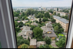  2  68.9 .   .   13   6