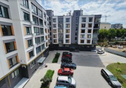 Продається 1-но кімнатна квартира в ЖК Родинний Маєток. Без ремонту. фото 3 Продається 1-но кімнатна квартира в ЖК Родинний Маєток. Без ремонту. фото 3