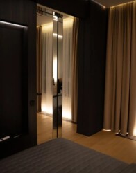  2  70 .   .   Premier Tower  22