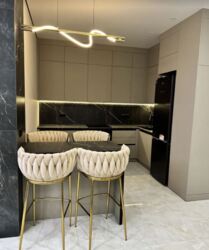 ������ 1� �������� 58 ��. � �� �����. ���������� �� Premier Tower ���� 17