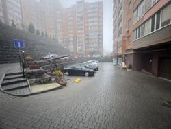 Продаж 1-но кімнатної квартири в ЖК Резиденція. Гарний стан та краєвид. фото 5 Продаж 1-но кімнатної квартири в ЖК Резиденція. Гарний стан та краєвид. фото 5