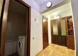 Продається 1-но кімнатна квартира в р-ні Вишенька. Простий житловий стан. фото 2 Продається 1-но кімнатна квартира в р-ні Вишенька. Простий житловий стан. фото 2