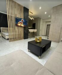 ������ 1� �������� 58 ��. � �� �����. ���������� �� Premier Tower ���� 13