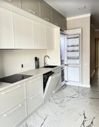  3-     Avalon 5. - '  10