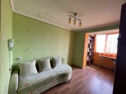 Продається 3-х кімнатна квартира в р-ні ринку Урожай фото 1 Продається 3-х кімнатна квартира в р-ні ринку Урожай фото 1