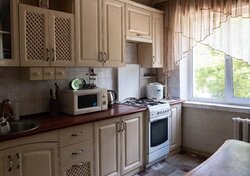 Продається 3-х кімнатна квартира, в житловому стані. Р-н нижня Слов'янка фото 1 Продається 3-х кімнатна квартира, в житловому стані. Р-н нижня Слов'янка фото 1