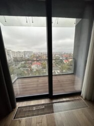  3-     Avalon. 110 .. - '.  14