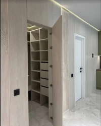  1  47 .   .  .  Forest Home. ³  8