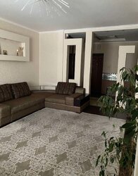 Продається 4-х кімнатна квартира, ремонт, все є, гарний район і стан фото 8 Продається 4-х кімнатна квартира, ремонт, все є, гарний район і стан фото 8