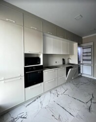  3-     Avalon 5. - '  9