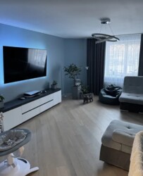 Продаж 2к квартири 62.5 кв. м р-н Академічний, відмінний стан. фото 2 Продаж 2к квартири 62.5 кв. м р-н Академічний, відмінний стан. фото 2