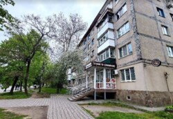 Продається 4-х кімнатна квартира в Замостянському районі. фото 1 Продається 4-х кімнатна квартира в Замостянському районі. фото 1