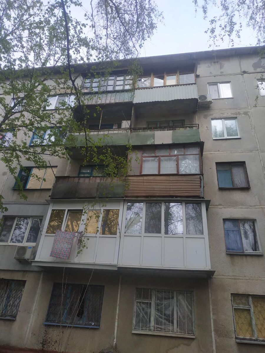 2- х комнатная на Артема фото 1 2- х комнатная на Артема фото 1