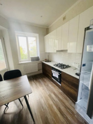 Продаж сучасної 2к/квартири Сталінки в Центрі міста !Після ремонту ! фото 3 Продаж сучасної 2к/квартири Сталінки в Центрі міста !Після ремонту ! фото 3