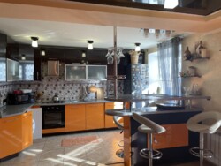  3  ,    . 32000!!!  1