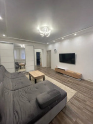 Продаж сучасної 2к/квартири Сталінки в Центрі міста !Після ремонту ! фото 1 Продаж сучасної 2к/квартири Сталінки в Центрі міста !Після ремонту ! фото 1