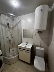 Продаж 3к .квартири з ремонтом ,в мрн .Артема ! фото 12 Продаж 3к .квартири з ремонтом ,в мрн .Артема ! фото 12