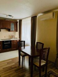 4-х кім. квартира. Центр.Новий будинок. Власне опалення. Новий ремонт.. фото 1 4-х кім. квартира. Центр.Новий будинок. Власне опалення. Новий ремонт.. фото 1