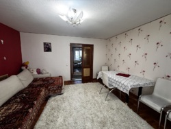 Продається шикарна 4 к /квартира у Центрі міста ,з автномним опаленням ! фото 13 Продається шикарна 4 к /квартира у Центрі міста ,з автномним опаленням ! фото 13