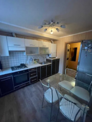 Продается 3-комнатная в центре, АВТОНОМНОЕ ОТОПЛЕНИЕ! фото 1 Продается 3-комнатная в центре, АВТОНОМНОЕ ОТОПЛЕНИЕ! фото 1