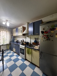 Продається шикарна 4 к /квартира у Центрі міста ,з автномним опаленням ! фото 3 Продається шикарна 4 к /квартира у Центрі міста ,з автномним опаленням ! фото 3