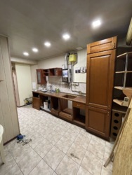 Продаж 3к/квартири Сталінки з ремонтом ,у Центрі міста! фото 1 Продаж 3к/квартири Сталінки з ремонтом ,у Центрі міста! фото 1