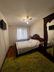 Продається шикарна 4 к /квартира у Центрі міста ,з автномним опаленням ! фото 22 Продається шикарна 4 к /квартира у Центрі міста ,з автномним опаленням ! фото 22