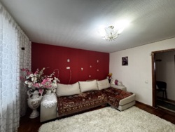 Продається шикарна 4 к /квартира у Центрі міста ,з автномним опаленням ! фото 9 Продається шикарна 4 к /квартира у Центрі міста ,з автномним опаленням ! фото 9