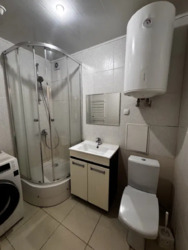 Продаж 3к .квартири з ремонтом ,в мрн .Артема ! фото 11 Продаж 3к .квартири з ремонтом ,в мрн .Артема ! фото 11