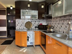  3  ,    . 32000!!!  8