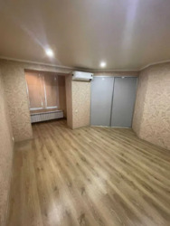 Продается 2 комнатная квартира в центре, 63 м2, чехпроект. фото 2 Продается 2 комнатная квартира в центре, 63 м2, чехпроект. фото 2