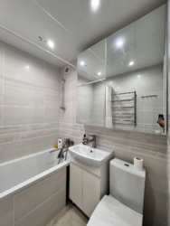 Продаж сучасної 3к.квартири після ремонту ,з видом на Соборну площу! фото 19 Продаж сучасної 3к.квартири після ремонту ,з видом на Соборну площу! фото 19