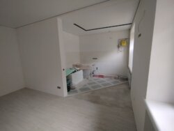 Продам 2-комнатную квартиру Центр. фото 5 Продам 2-комнатную квартиру Центр. фото 5