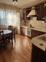 Продам 3 ком квартиру с гаражом и кладовкой. Можно по сертификату.. фото 1 Продам 3 ком квартиру с гаражом и кладовкой. Можно по сертификату.. фото 1