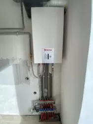 2    ,  !  8