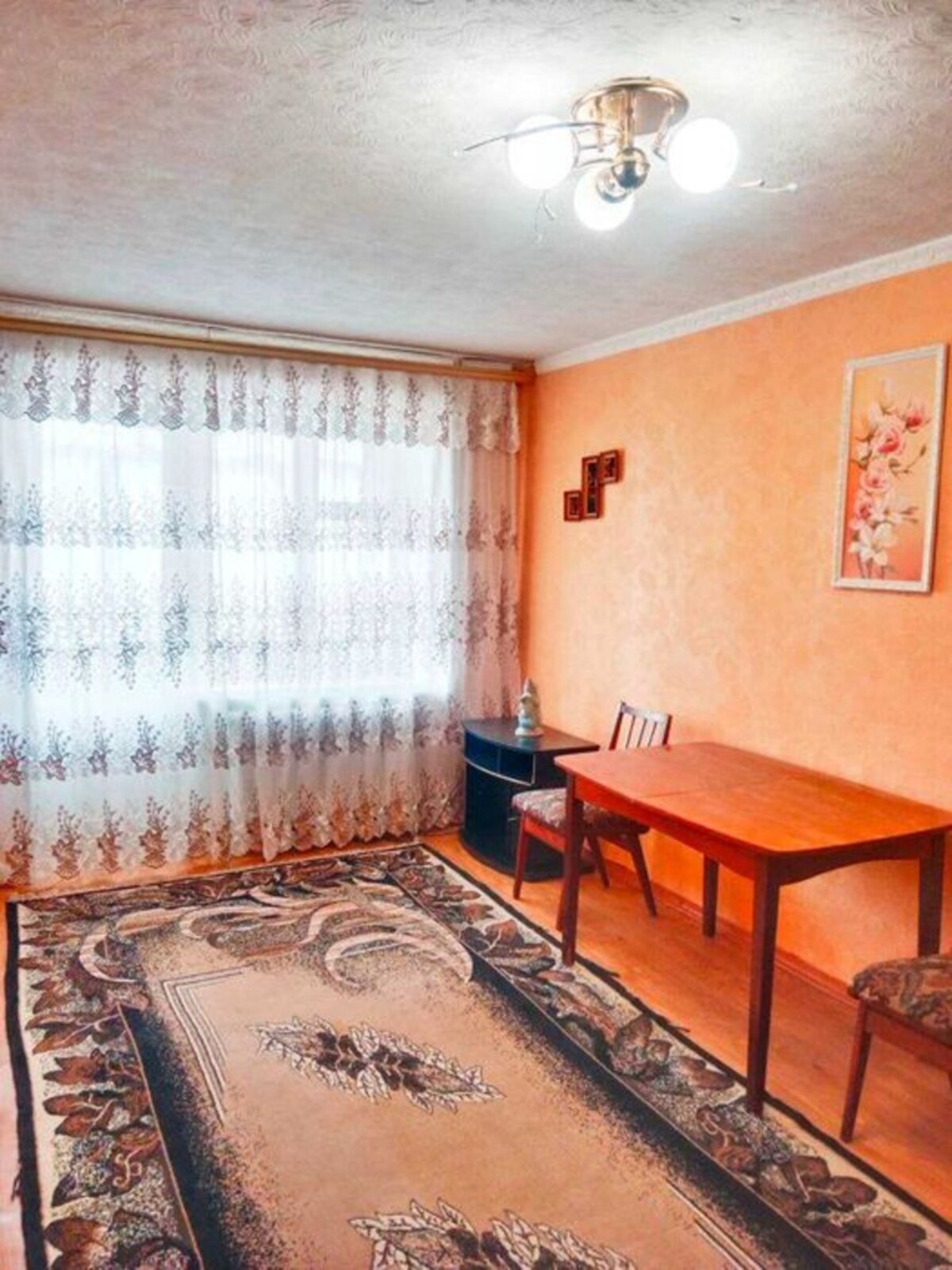 Продам 1 комнатную квартиру / Центр фото 1 Продам 1 комнатную квартиру / Центр фото 1