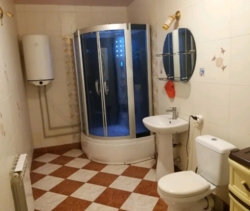 Продам 2-х комнатную квартиру / ДДЕГРЭС ( р-н Автошколы) фото 7 Продам 2-х комнатную квартиру / ДДЕГРЭС ( р-н Автошколы) фото 7