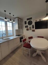 Продам 4-х комнатную квартиру / Левый берег, 10м фото 1 Продам 4-х комнатную квартиру / Левый берег, 10м фото 1