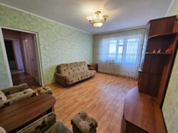 Продам 2-х комнатную квартиру / Левый берег, 10м. фото 2 Продам 2-х комнатную квартиру / Левый берег, 10м. фото 2