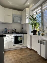 Продам 2 комнатную квартиру/ Черемушки ( Зоря). фото 1 Продам 2 комнатную квартиру/ Черемушки ( Зоря). фото 1