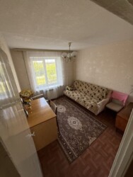 Продам 4 -х комнатную квартиру / Днепрострой фото 2 Продам 4 -х комнатную квартиру / Днепрострой фото 2