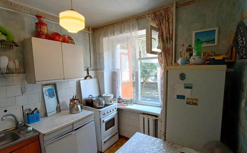 ������ 4-������� �������� ���. �.������� ���� 1