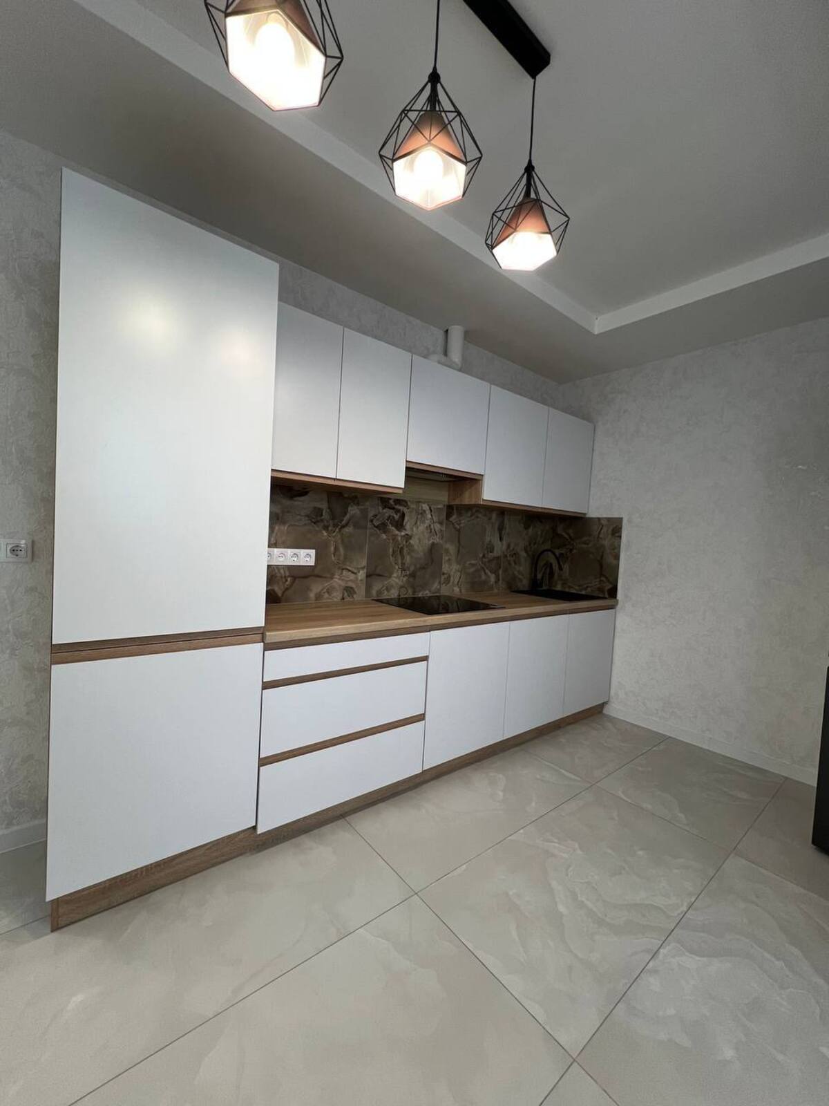 � ������� �������� 1-������� �������� � ��������� � ����в ���� (�-� ���. ��������). ���� 1