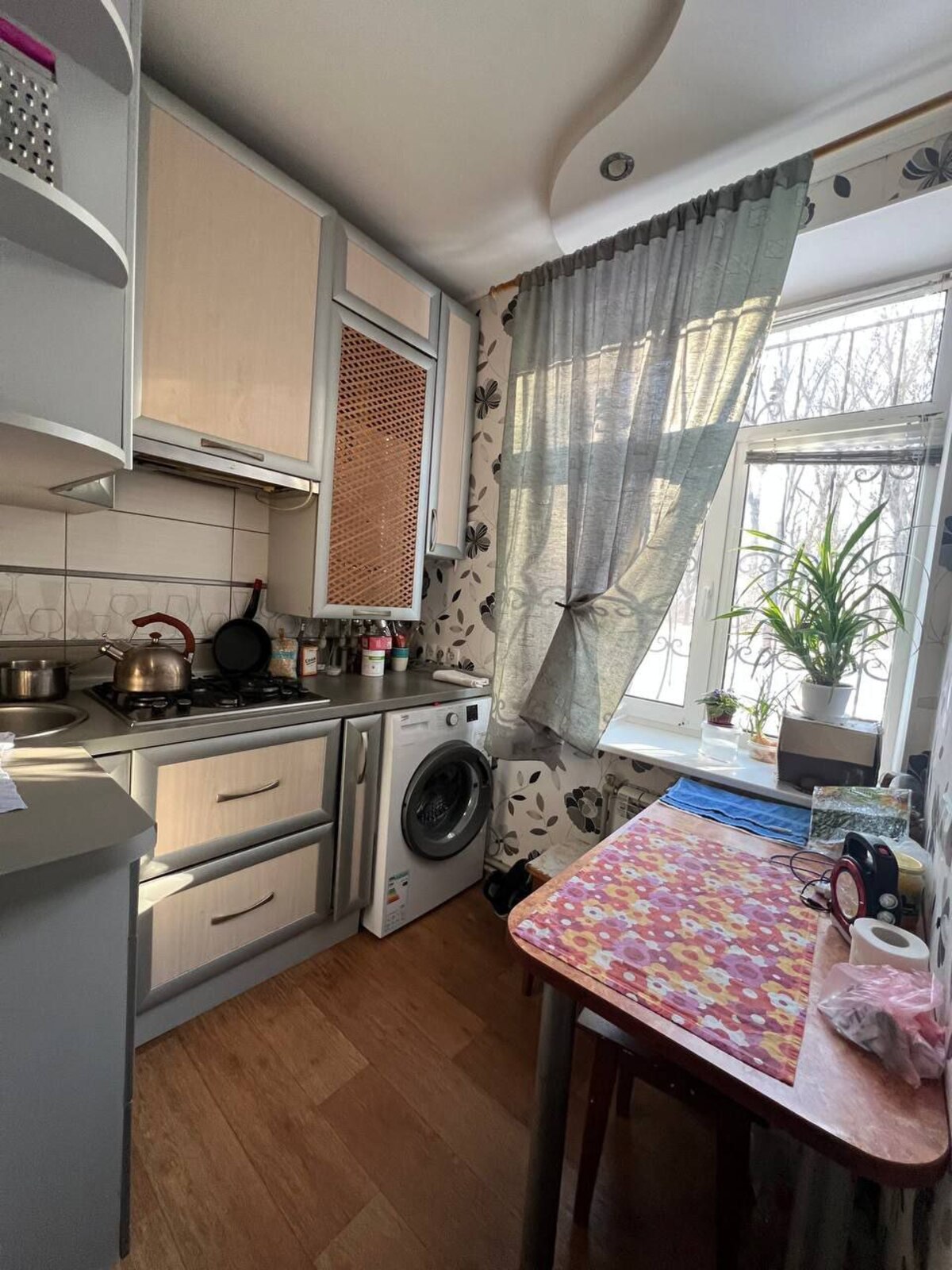 ���� �������ֲ� ������ 1-������� �������� ���. �,��������� ���� 1